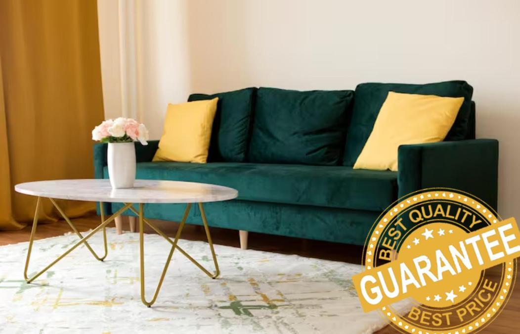 New Colorful Apartment With Big Balcony Братислава Екстериор снимка